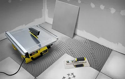 coupe carrelage, croisillons, couteau à colle