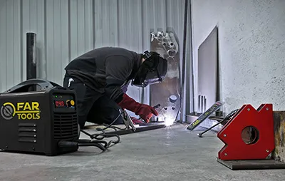 Poste à souder inverter et casque intégral