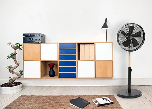 Ventilateur sur pied