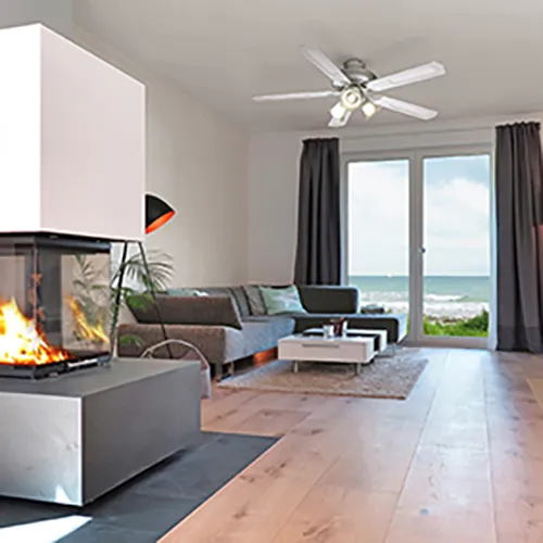 Ventilateur de plafond