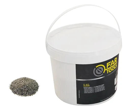 Cabine de sablage & 10 kg d'abrasif noir 0,1-0,63 mm