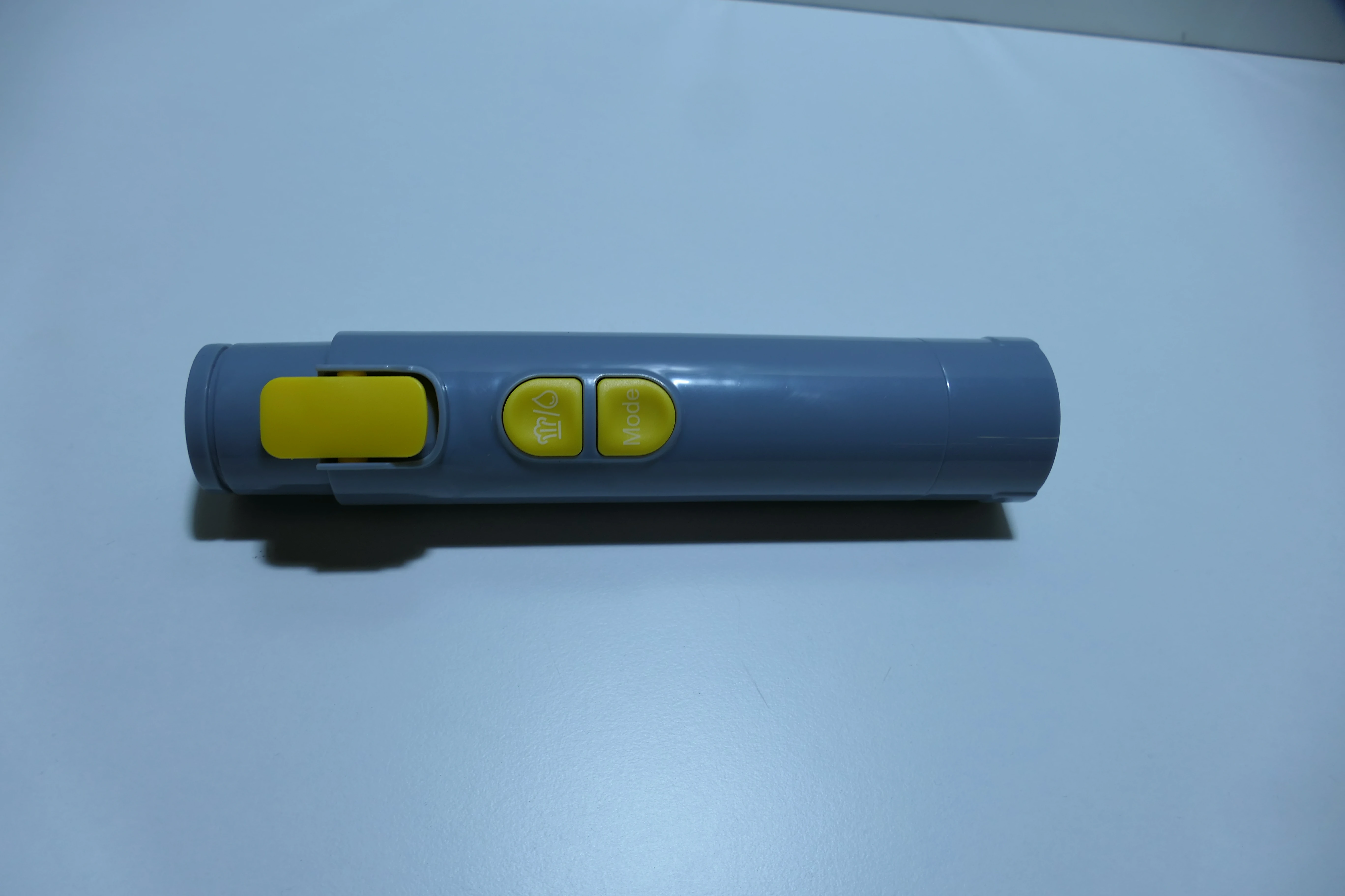 810103500 - POIGNEE INJECTION PRODUIT