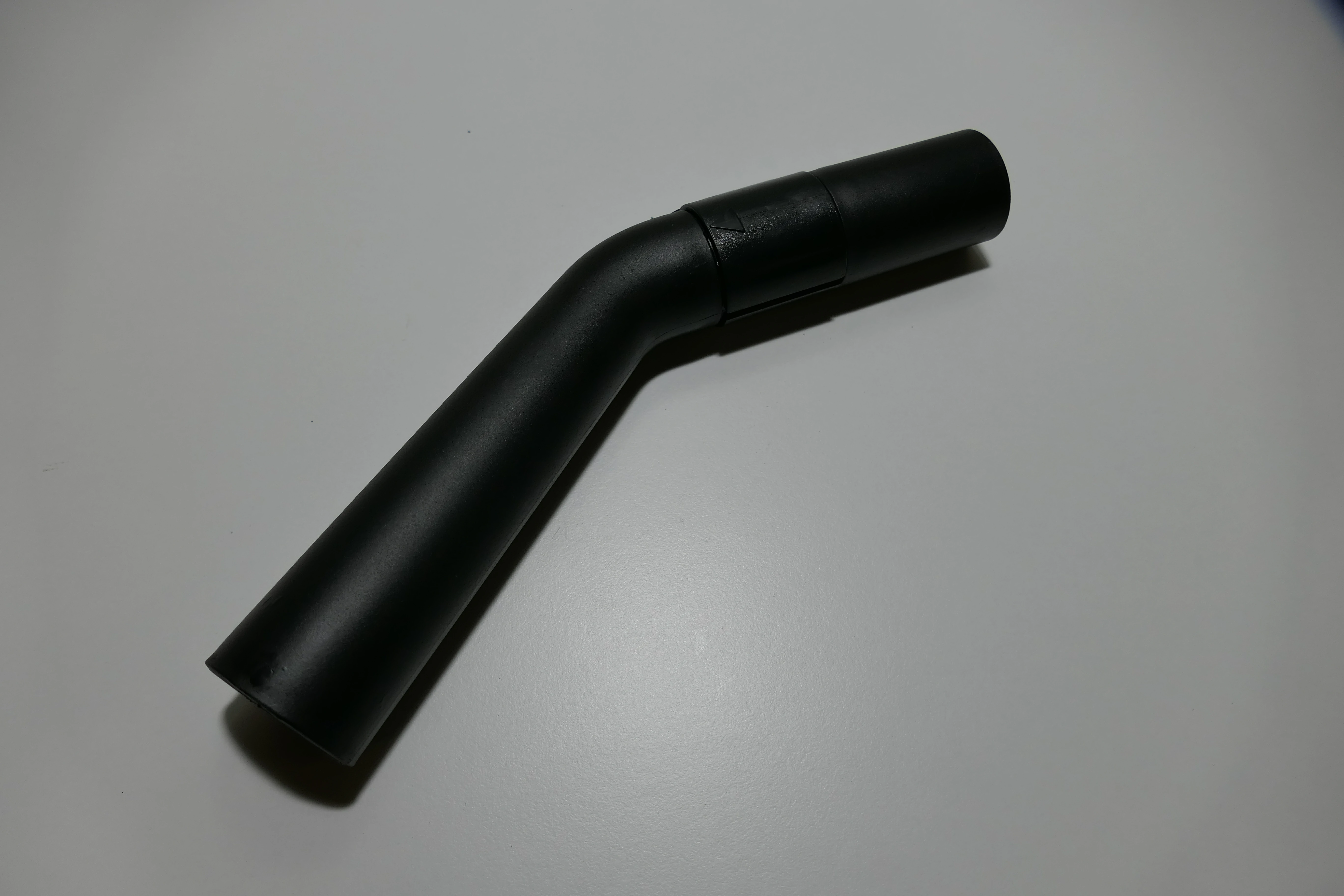 810121308B - EMBOUT COUDE