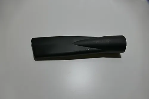 810125604C - EMBOUT ETROIT