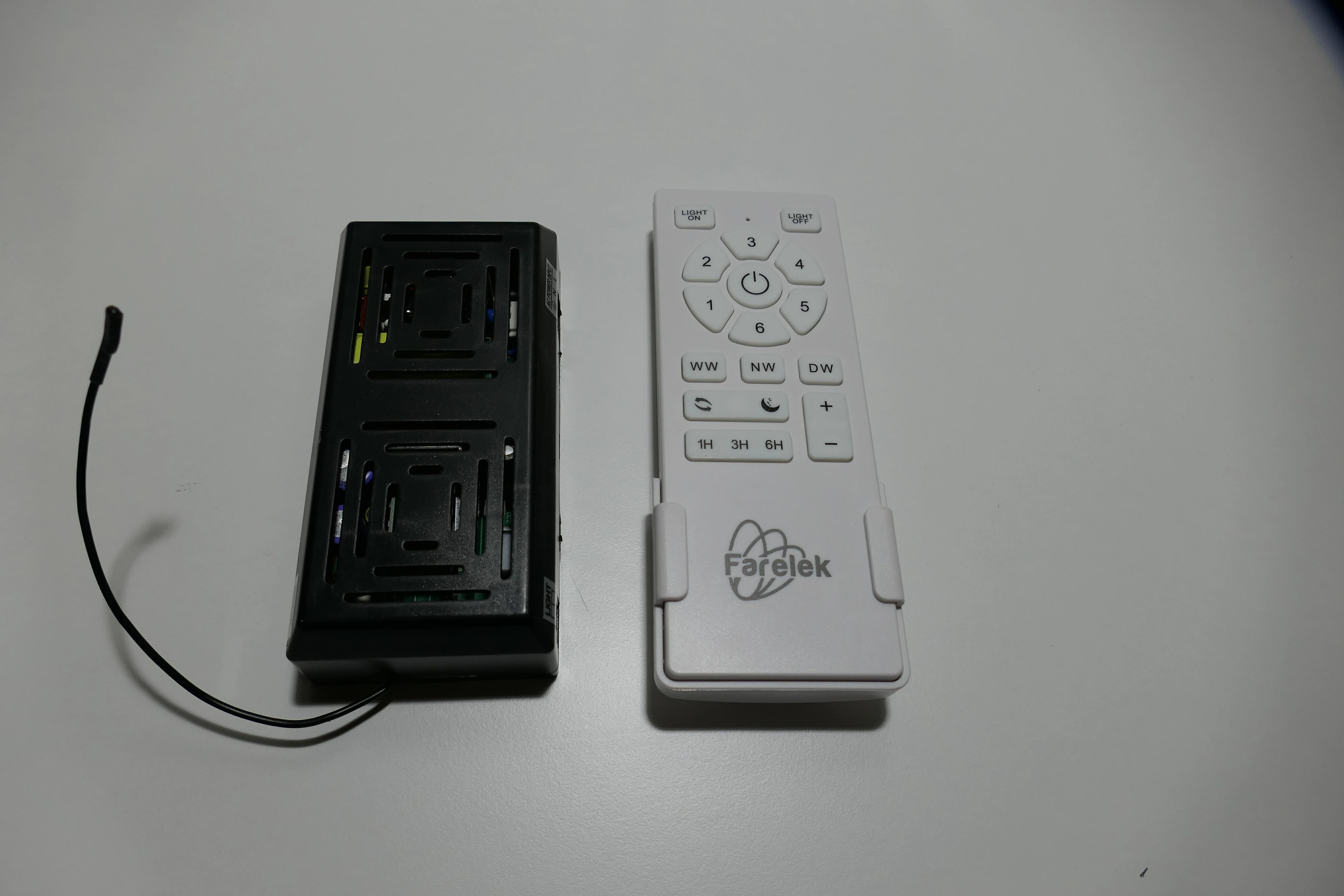 811243805B -  TELECOMMANDE VENTIL