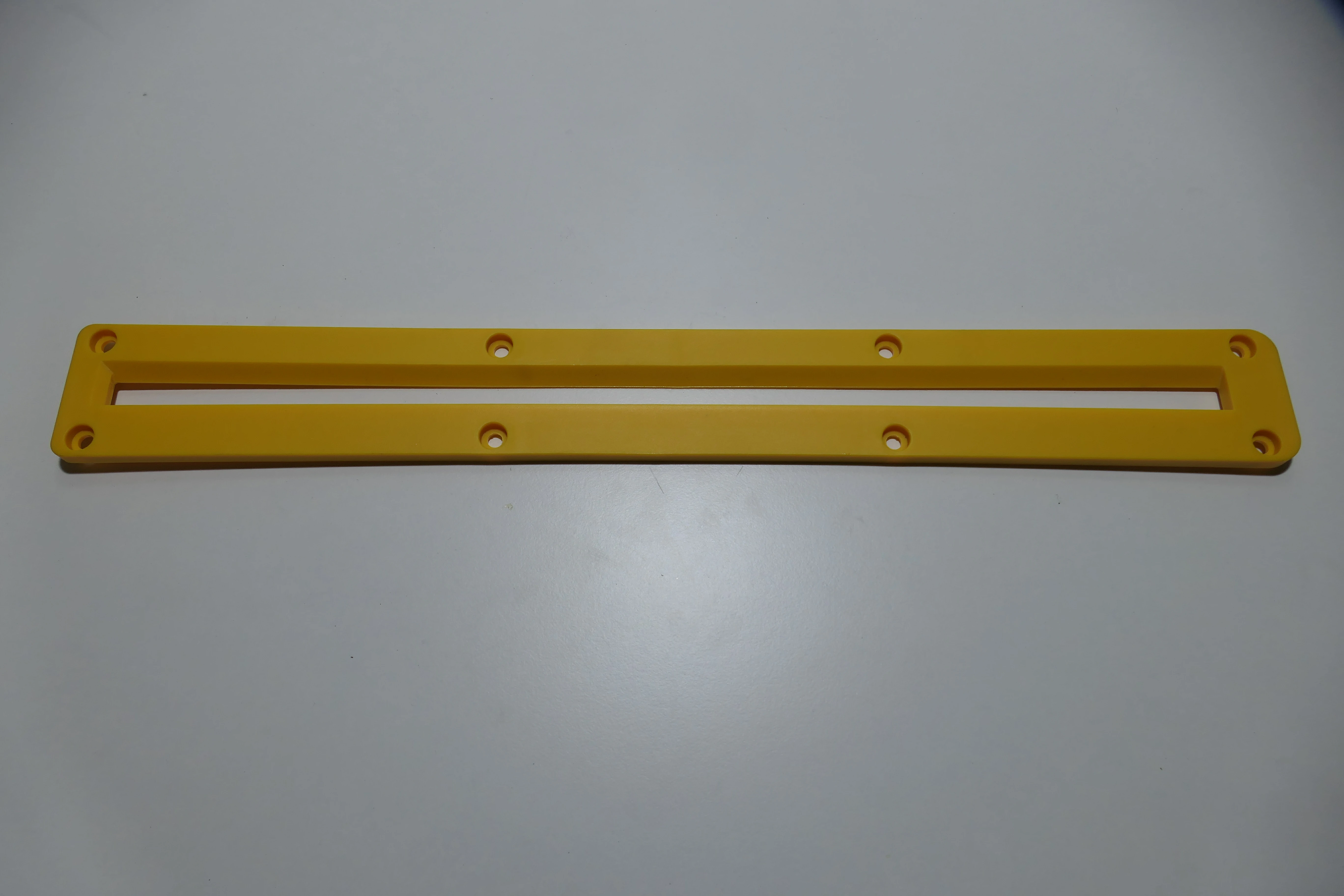 811322012 - INSERT DE TABLE