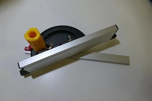 811335508 - GUIDE D'ANGLE