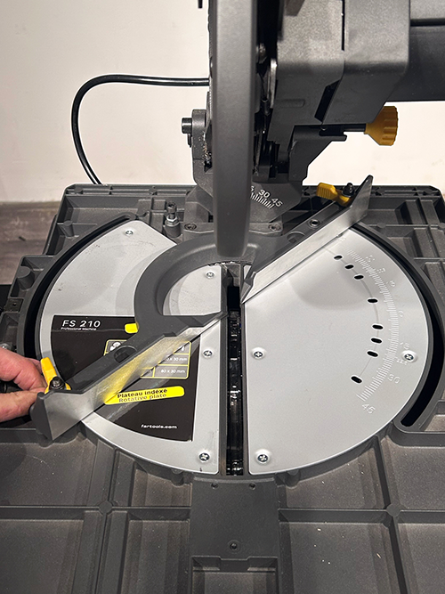 Scie de table réversible scie à onglet - 2 en 1